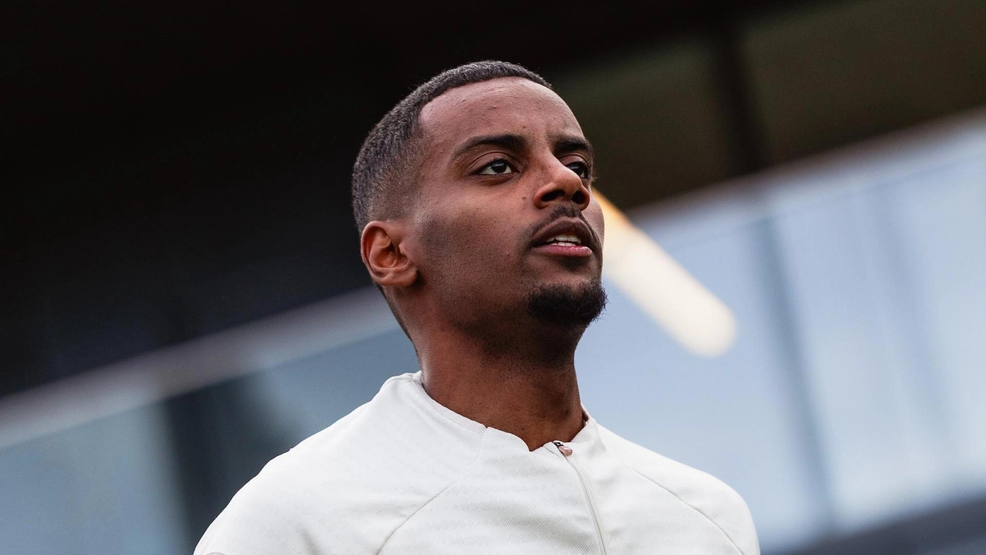 AG体育官方网站-好消息，斯洛特：伊萨克将于周四回归合练